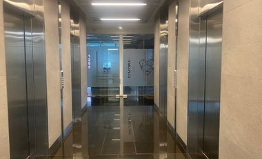 Espectacular Oficina con Inigualable Ubicación en Nueva Las Condes (Cerro Colorado) (UF 102/m2)