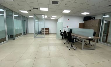 Espectacular Oficina con Inigualable Ubicación en Nueva Las Condes (Cerro Colorado) (UF 102/m2)