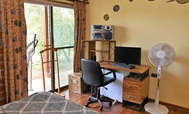 Amplia casa luminosa en parcela