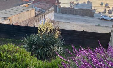 Casa con vista al puerto San Antonio