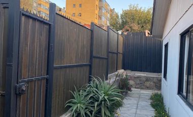 Casa con vista al puerto San Antonio