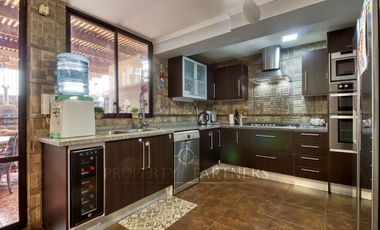 Casa de 5 dormitorios en Parque Inglés