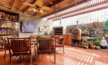 Casa de 5 dormitorios en Parque Inglés