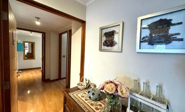 Gran departamento en condominio de calle Holandesa