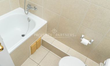 Casa en Venta de 4D/4B - Av. Jardín Alto