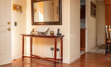 Casa en Venta de 4D/4B - Av. Jardín Alto