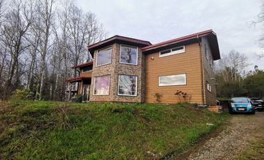 MARAVILLOSA CASA EN SITIO DE 6320 MTS2 PICHIHUAPE VALDIVIA