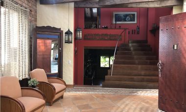 Venta de Casa Campestre en el Alto de Palmas Envigado