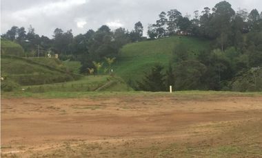 Venta De Lote En El Retiro