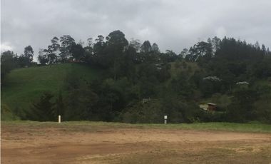 Venta De Lote En El Retiro