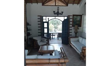Venta de Casa Campestre en el Retiro