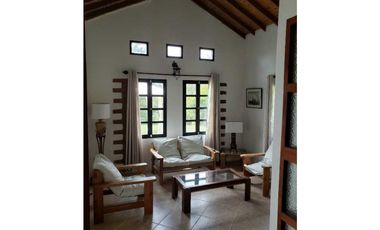 Venta de Casa Campestre en el Retiro