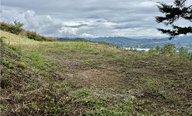 Venta de Lote en el Retiro