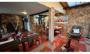 Venta de Casa Campestre en el Alto de las Palmas