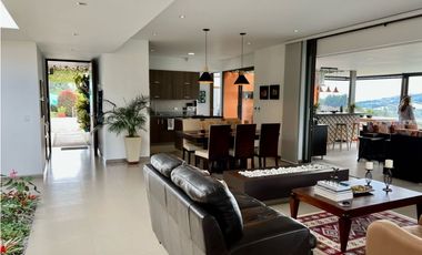 Venta  de Casa Campestre en Envigado