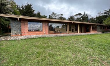 Venta Casa Campestre en Santa Elena