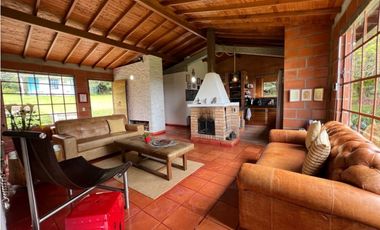 Venta Casa Campestre en Santa Elena