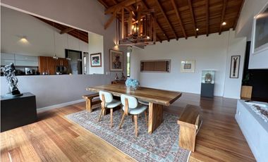 Venta de Casa Campestre en el Alto de Palmas Envigado