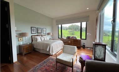 Venta de Casa Campestre en el Alto de Palmas Envigado