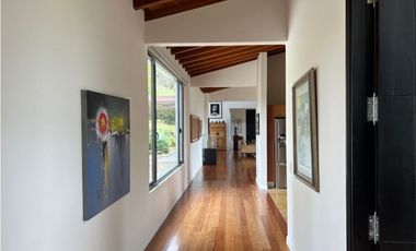Venta de Casa Campestre en el Alto de Palmas Envigado