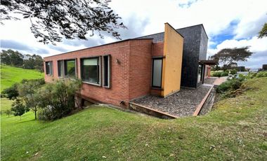 Venta de Casa Campestre en el Alto de Palmas Envigado