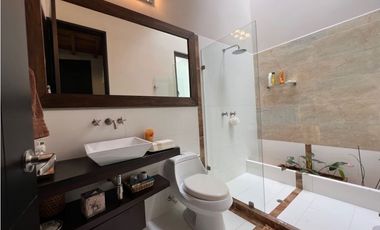 Venta de Casa Campestre en el Alto de Palmas Envigado