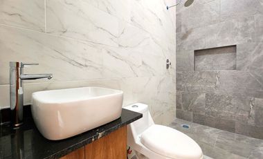 Casa en VENTA de 3 recámaras y amplio jardín Colonia VILLA RICA