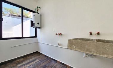 Casa en VENTA de 3 recámaras y amplio jardín Colonia VILLA RICA