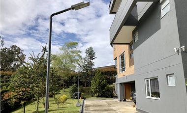Venta de Casa Campestre en el Alto de Palmas Envigado