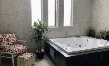 Venta de Casa Campestre en el Alto de Palmas Envigado