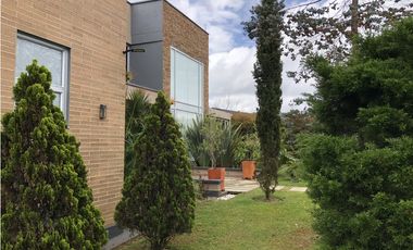 Venta de Casa Campestre en el Alto de Palmas Envigado