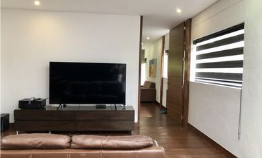 Venta de Casa Campestre en Alto de las Palmas