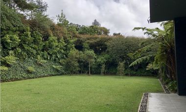 Venta de Casa Campestre en Alto de las Palmas