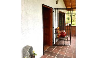 Venta de Casa Campestre en el Retiro