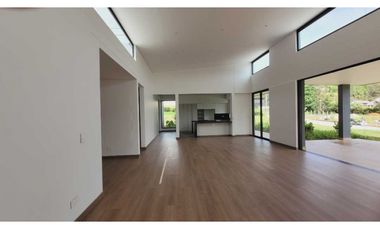 Venta de Casa Campestre en El Retiro