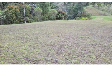 Venta de Lote En El Retiro