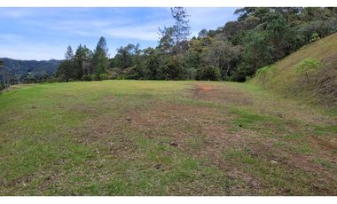 Venta de Lote En El Retiro