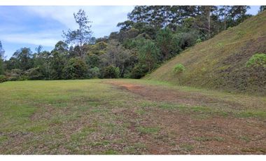 Venta de Lote En El Retiro