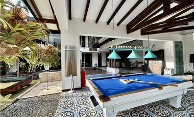 Venta de Casa Campestre en El Escobero Envigado