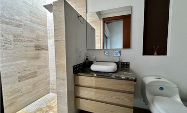 Venta de Casa Campestre en El Escobero Envigado