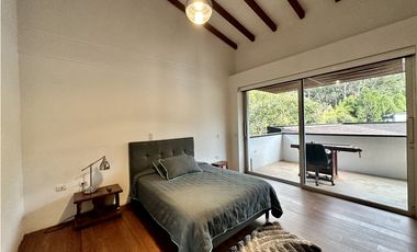 Venta de Casa Campestre en El Escobero Envigado