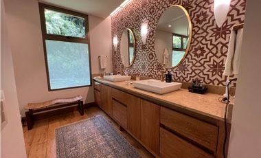 Venta de Casa Campestre en Llanogrande en Rionegro