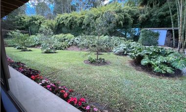 Venta de Casa Campestre en Llanogrande en Rionegro