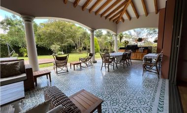 Venta de Casa Campestre en Llanogrande en Rionegro