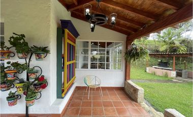 Hermosa finca en la Vía Rionegro - El Carmen
