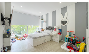 Venta de Casa en Unidad Cerrada en El Poblado