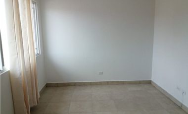 CASA AMPLIA EN BRISAS DEL GOLF VILLAS DEL TIBER 300M2