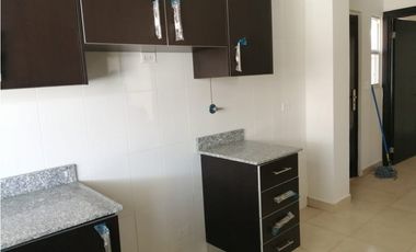 CASA AMPLIA EN BRISAS DEL GOLF VILLAS DEL TIBER 300M2