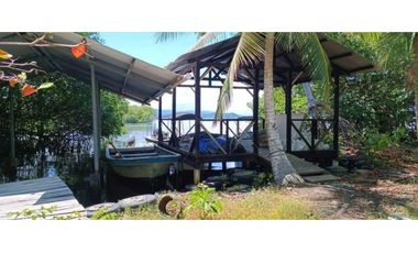 VENDO FINCA DE 7HA CON SALIDA AL MAR