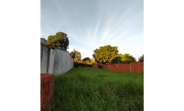 TERRENO ESQUINA ZONA ITUZAINGO Y ZAPIOLA